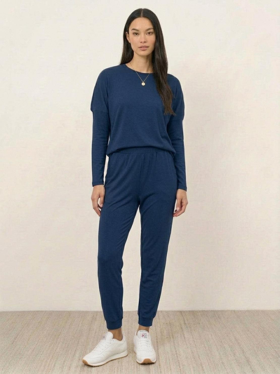 舒適別緻的兩件式運動服套裝