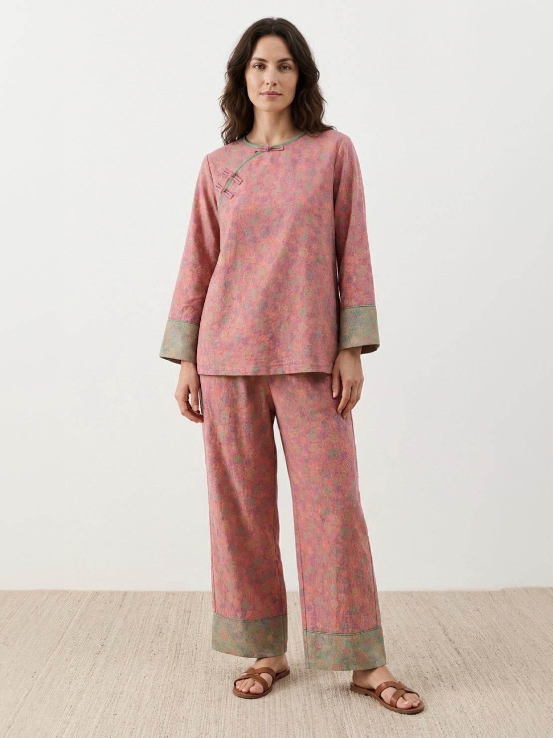 100% 棉中式盤扣居家服