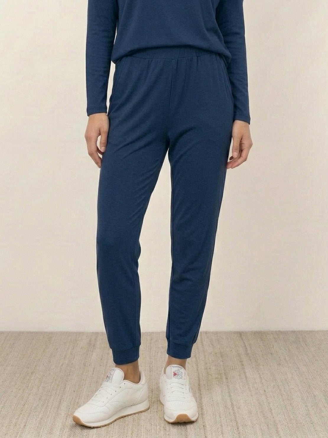 舒適別緻的兩件式運動服套裝